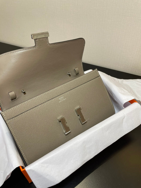 CONSTANCE TO GO 20.5 GREY EPSOM SILVER HARDWARE