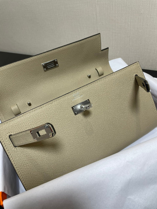 kelly to go wallet 20.5 lichen epsom silver hardware