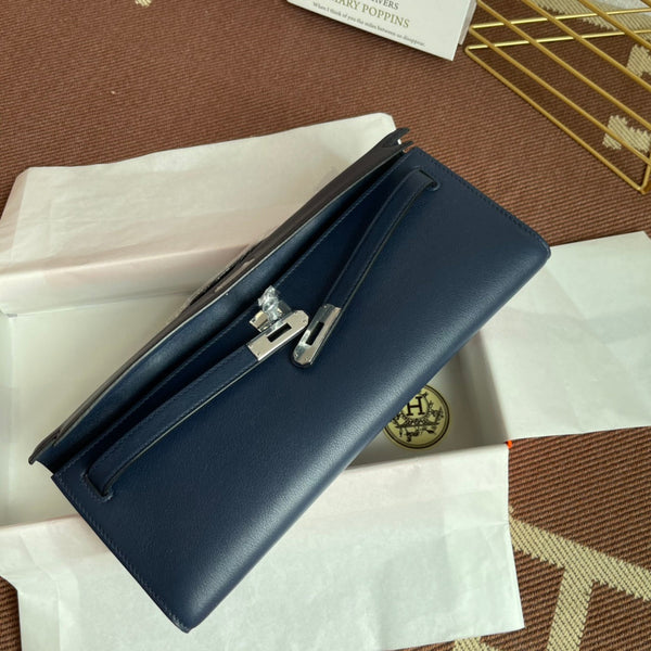 HM Kelly Cut 31cm Navy Swift Leather Shw