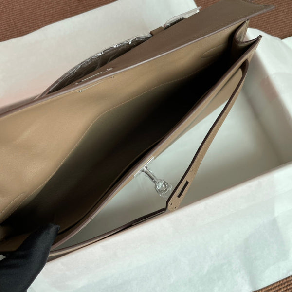 Borsa a tracolla in pelle marrone Swift HM Kelly Cut da 31 cm