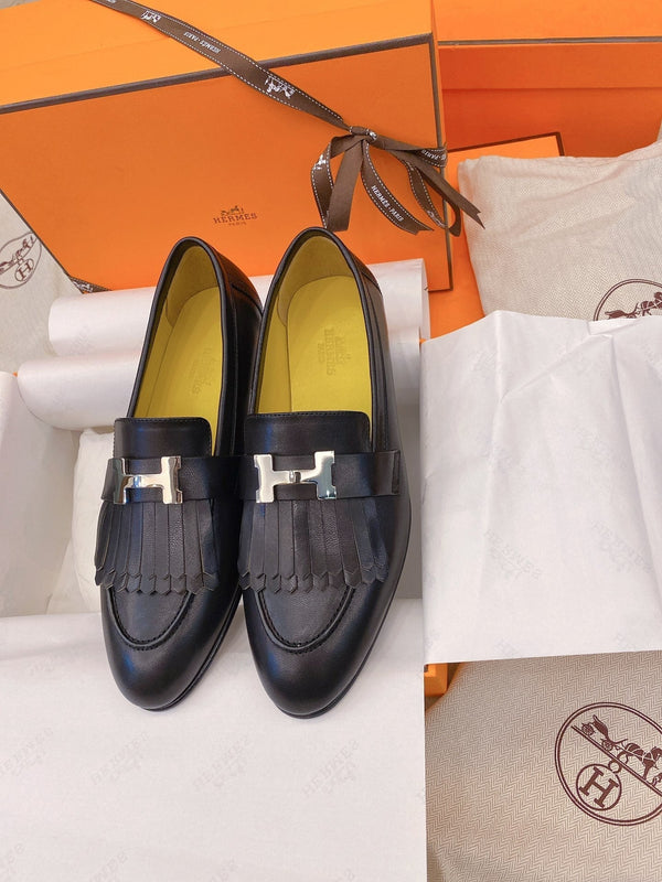 HM Mocassins Royal Loafers Black Goat Leather 348021