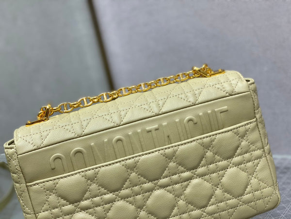 vitello giallo chiaro medio caro 25.5