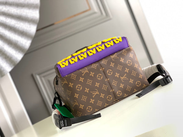 ZAINO DISCOVERY 40 IN TELA MONOGRAMMA MARRONE CON LOGO IN GOMMA