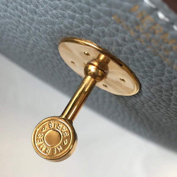 BORSA HM LINDY 30 IN PELLE DI VITELLO BLU NEPAL CON FERRAMENTA ORO