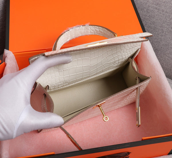 HM KELLY MINI 22 WHITE CROCODILE EMBOSSED CALFSKIN GOLD HARDWARE