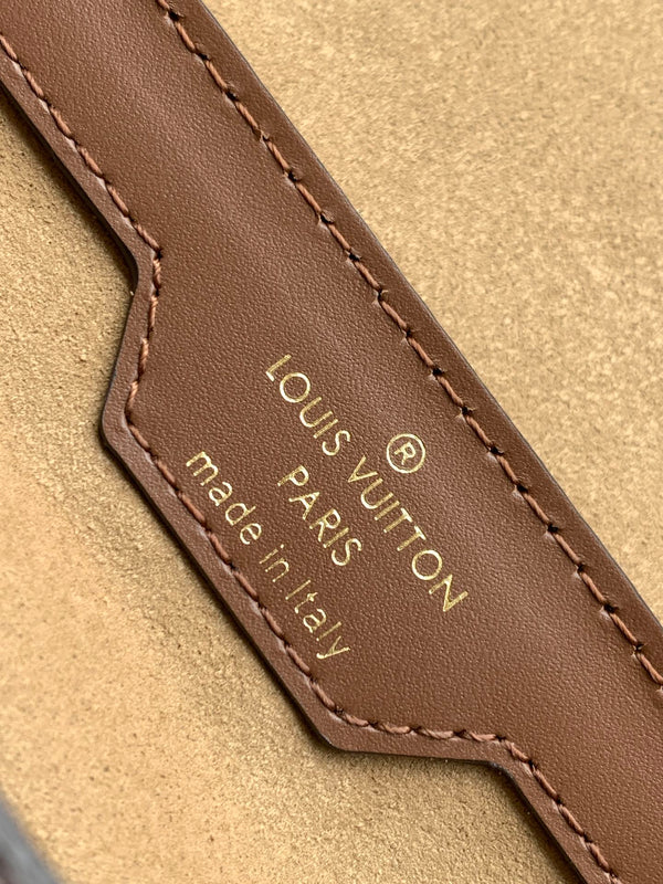 Baule LV Papillon 19 cm tela monogramma marrone e pelle di vacchetta GHW