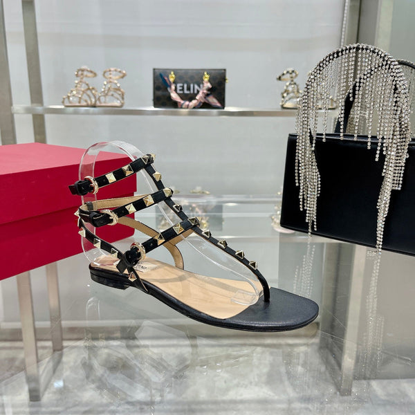 SANDALO INFRADITO ROCKSTUD CON CINTURINI IN PELLE DI VITELLO NERA