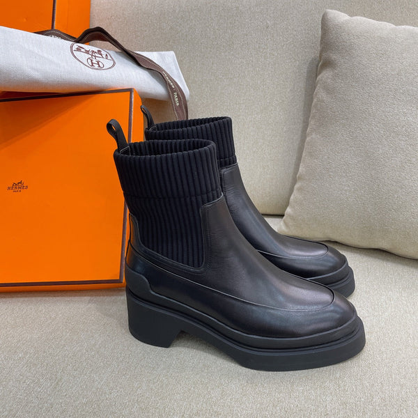 HM Chelsea Boot Black Cowhide 347998