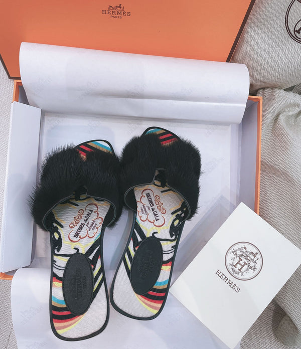 HM 25 Oran Black Mink Fur Fabric 348007