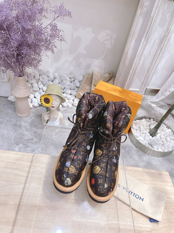 PILLOW COMFORT ANKLE BOOTS IN CHOCOLATE BROWN MONOGRAM NYLON