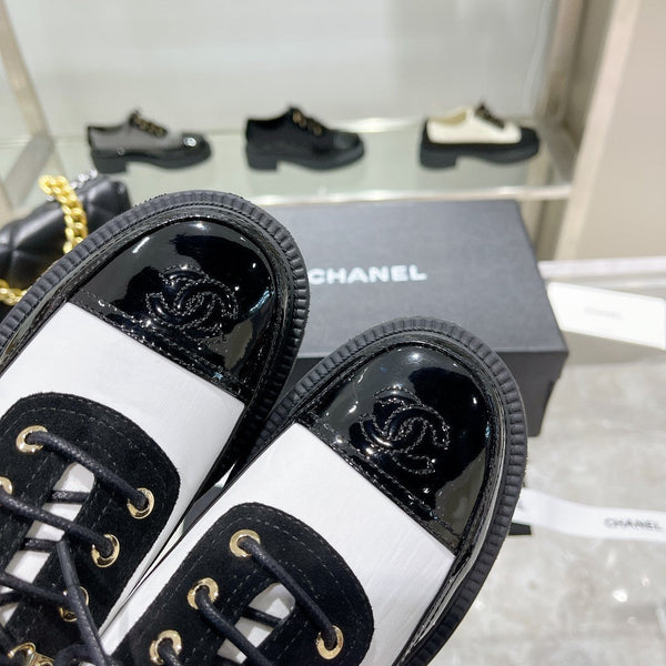 CC Sneaker 45mm Nero Bianco Pelle di Agnello e Vacchetta Rugosa