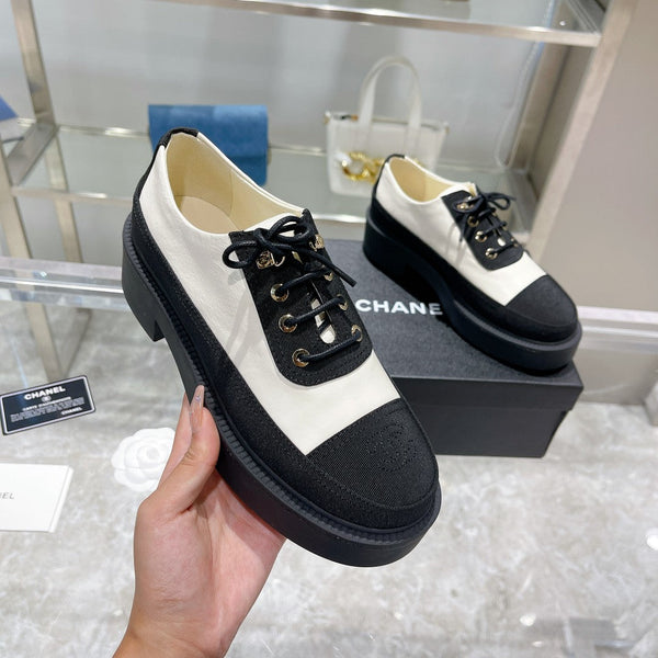 CC Sneaker 45mm Nero Bianco Pelle di Agnello Stropicciata e Tessuto