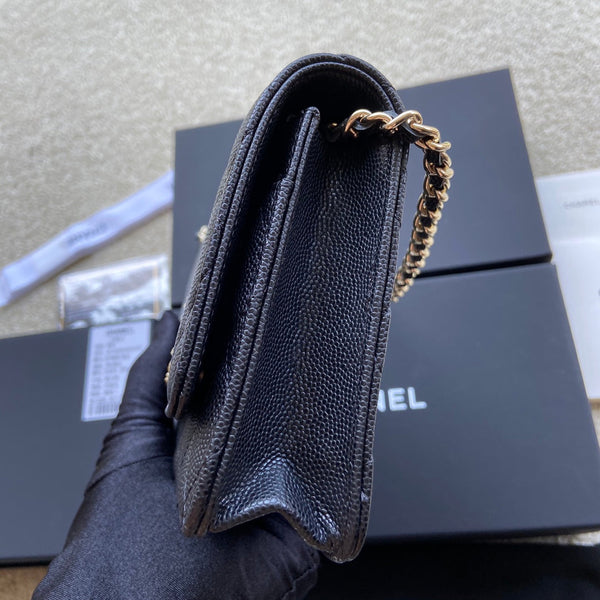 Borsa a tracolla Classic Woc in pelle di vitello martellata nera da 20 cm