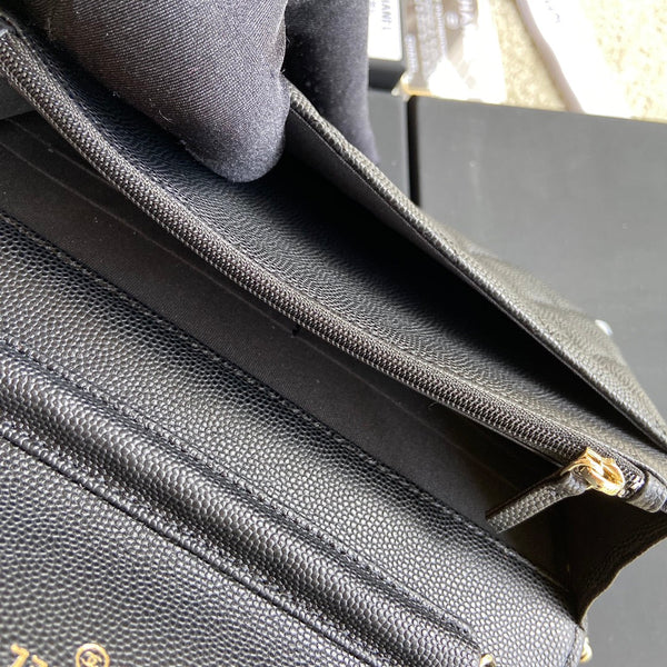 Borsa a tracolla Classic Woc in pelle di vitello martellata nera da 20 cm