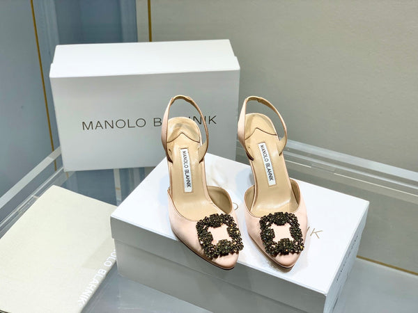 Manolo Buckle Slingback 7cm Light Pink Silk 208031