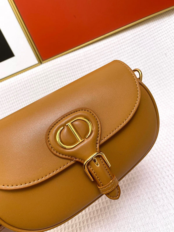 BORSA MINI BOBBY EAST-WEST 20 IN PELLE DI VITELLO MARRONE CIOCCOLATO