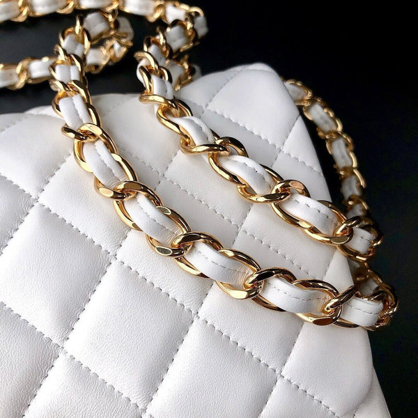 flap bag jumbo 30cm white lambskin gold hardware
