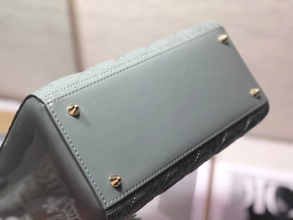 media lady 24 vitello verniciato grigio