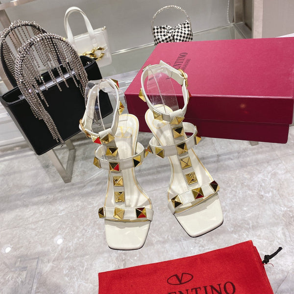 Valentino Decolleté con cinturini e borchie 95mm in pelle di pecora 239551