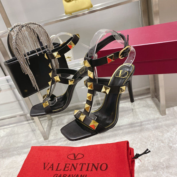 Valentino Decolleté con cinturini e borchie 95mm in pelle di pecora 239551