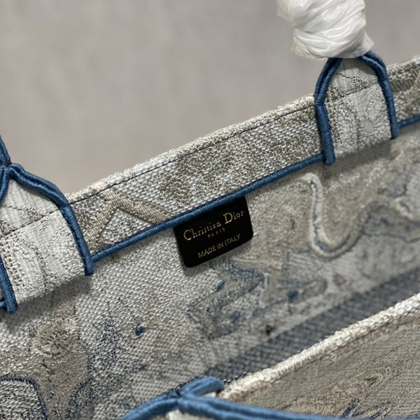 Large CD Book Tote 42cm Gradient Blue Tiger