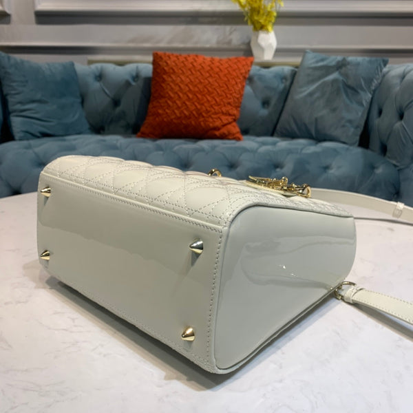 medium lady 24 pelle di agnello bianca