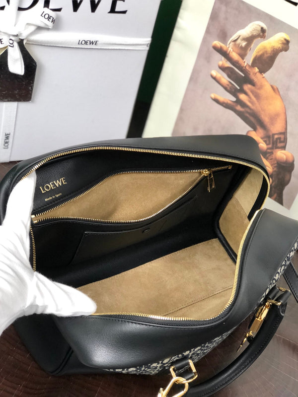 BORSA LOE AMAZONA 28 IN PELLE DI VITELLO NERA E TESSUTO MONOGRAM BEIGE