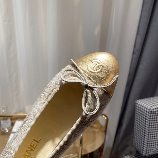 ballerina in tweed bianco oro, pelle di vitello metallizzata oro