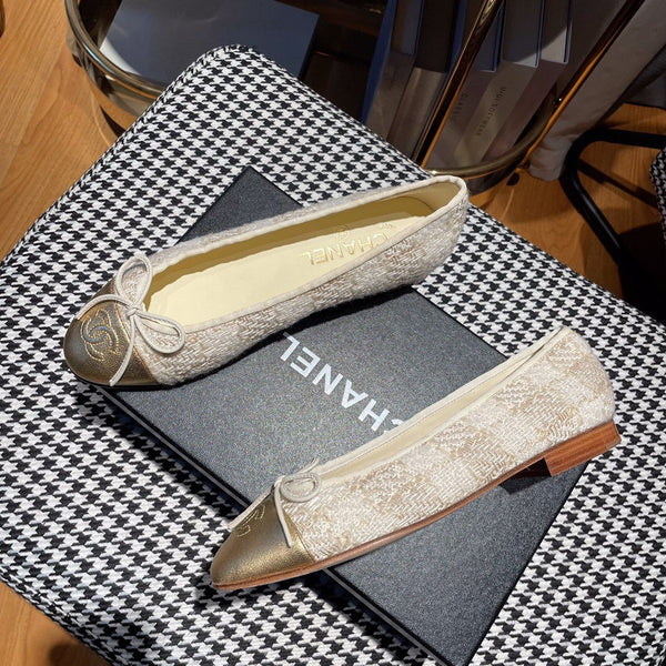 ballerina in tweed bianco oro, pelle di vitello metallizzata oro