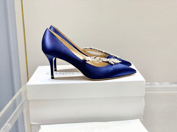 Manolo Wheat Ear Rhinestone High Heels Pumps Navy Blue Silk Fabric 327449