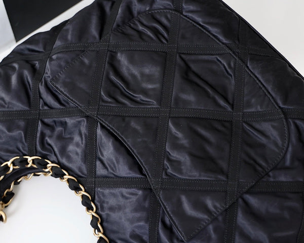 CC 22P Maxi Shopping Bag Black Nylon with Grosgrain