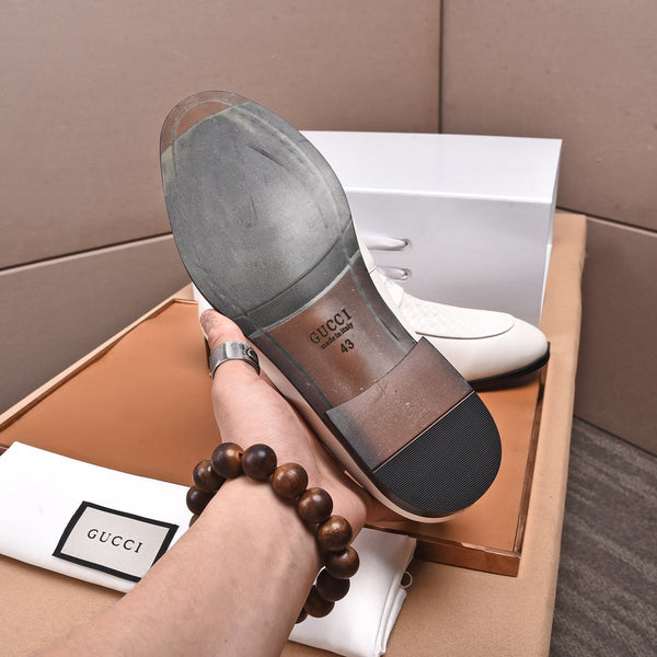 GG Men's Loafer White Embossed Cowhide 538718