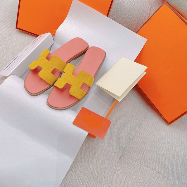 Sandalo 0ran in pelle scamosciata rosa chiaro/giallo