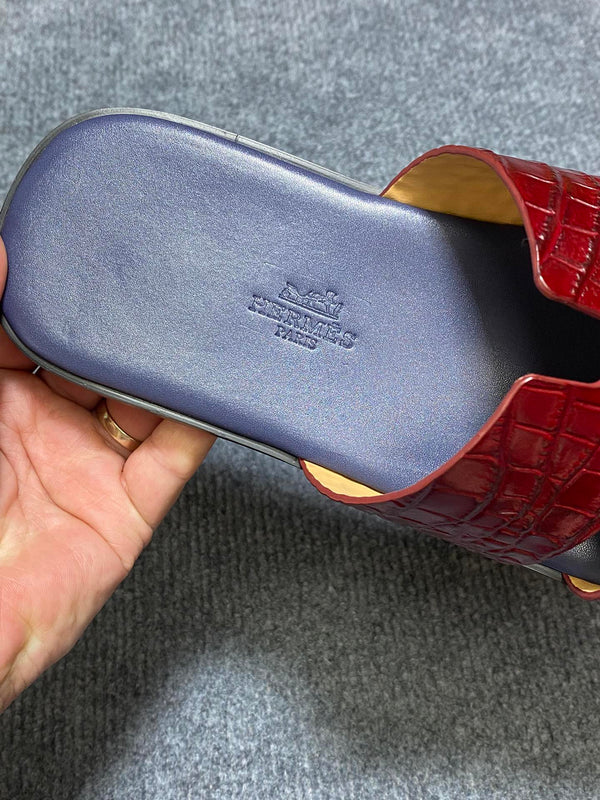 SANDALO HM IZMIR CON MOTIVO COCCODRILLO IN PELLE DI VITELLO INDACO E MATTONE