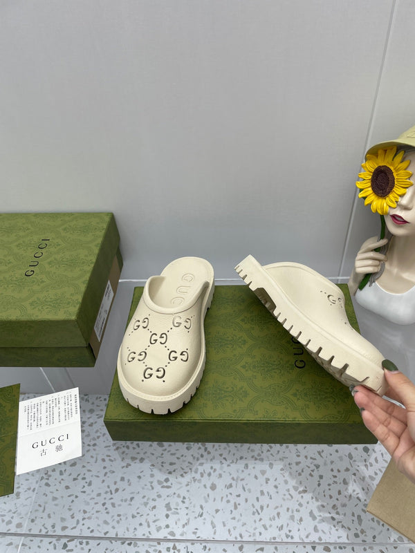 GG PLATFORM PERFORATED G SANDAL CREAM IP FOAM