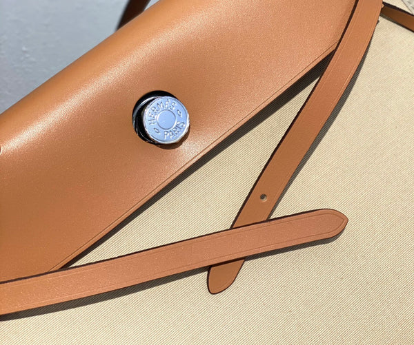 Herbag 31 Toile Light Beige Canvas Gold Cowhide Leather