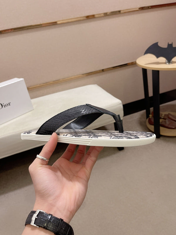 CD ALIAS TANGA MOTIVO SERPENTE PELLE DI VITELLO NERA E BEIGE