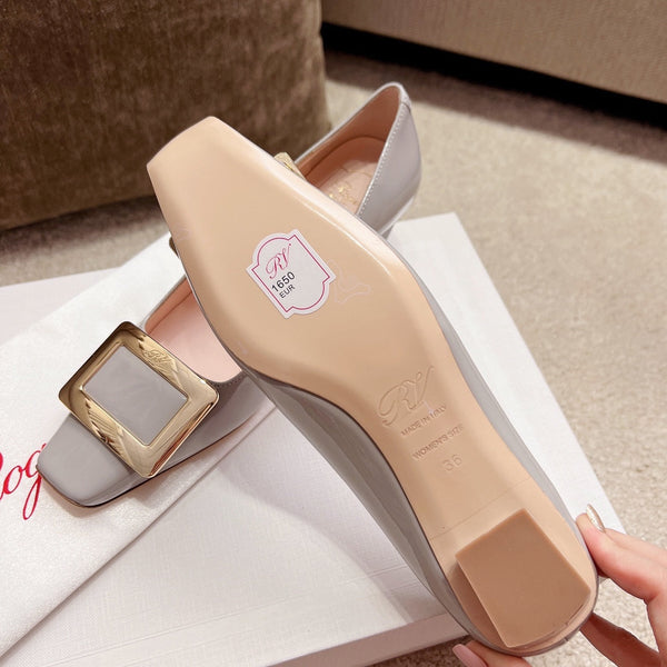 Belle Viv Buckle Square Pumps Grigio Pelle importata dall'Italia