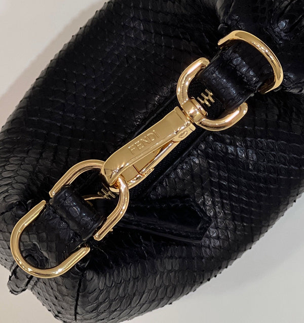 FENDIGRAPHY MINI 16 BAG IN BLACK CALFSKIN GOLD HARDWARE