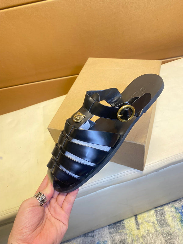 Sandali da uomo GG in pelle di vacchetta nera