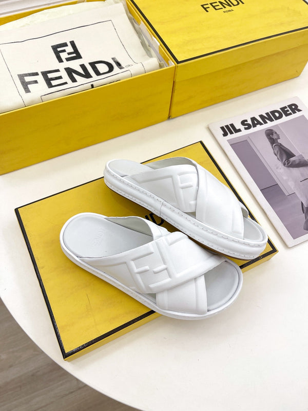 FENDI CROSSOVER SLIPPER IN WHITE CALFSKIN