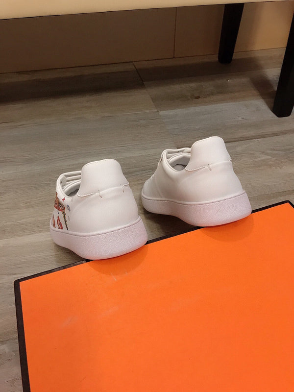 LV TRAINER WHITE CALFSKIN WITH COLORFUL PATTERN