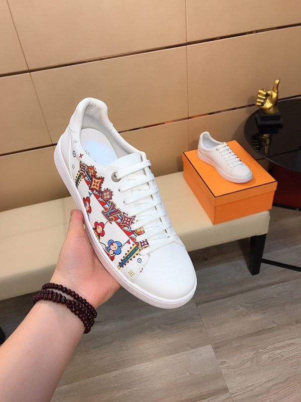 LV MEN'S ATHLETIC SHOES COMBINING LUXURIOUS QUALITY AND FASHION