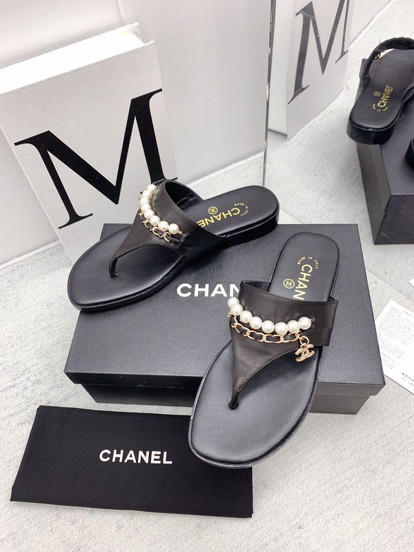 CC 26s Thong Sandals 2cm Pearl Leather 163419