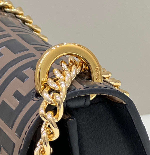 BORSA FENDI KANI 19 IN PELLE DI VITELLO MIX NERO MARRONE CIOCCOLATO CON FERRAMENTA ORO