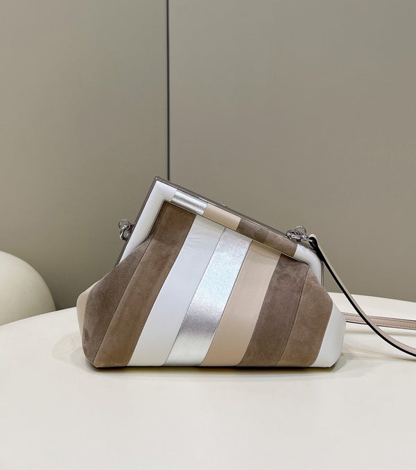 FENDI FIRST SMALL 26 IN CAMOSCIO E VITELLO COLORATI CON FERRAMENTA ARGENTATA