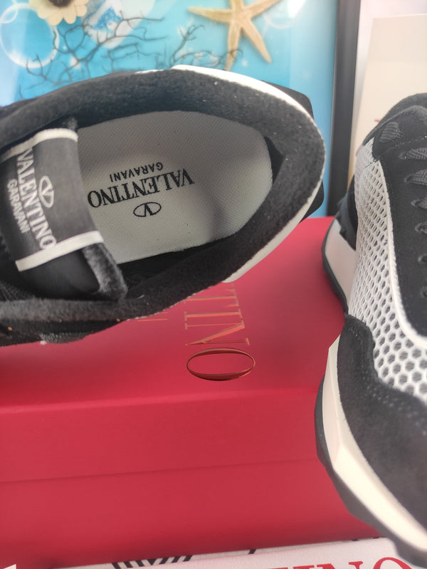 Lace And Mesh Lacerunner Sneaker In Black Mix White 994621