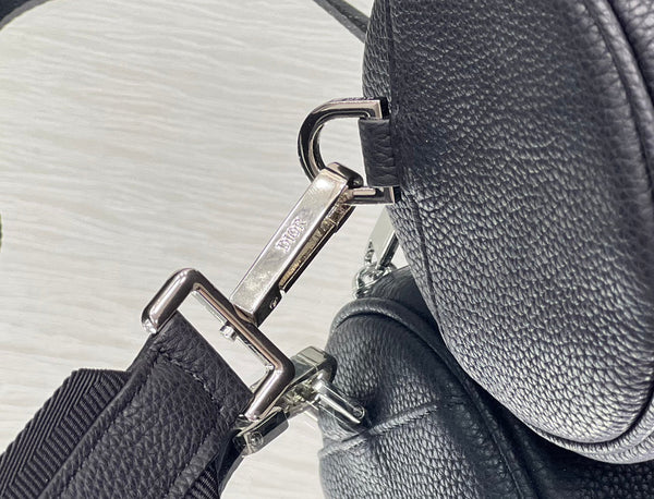 BORSA A SECCHIELLO TONDO 21 IN PELLE DI AGNELLO NERA