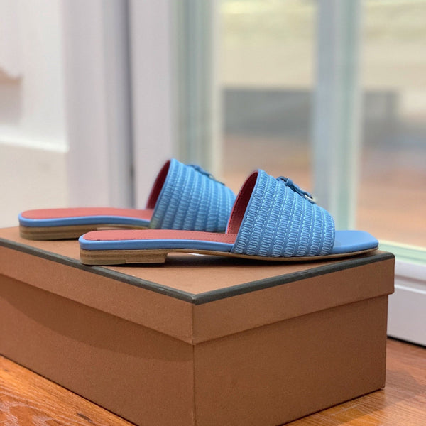 Quare Toe Sprightly Charms Mule Cloud Blue Marron Calfskin