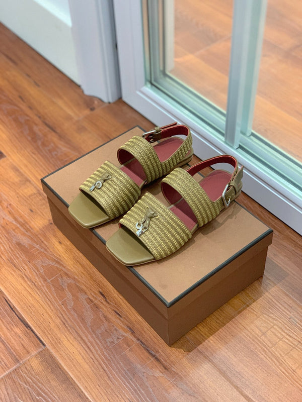 Sandali bassi Springthly Charms in pelle di vitello color oliva e marrone